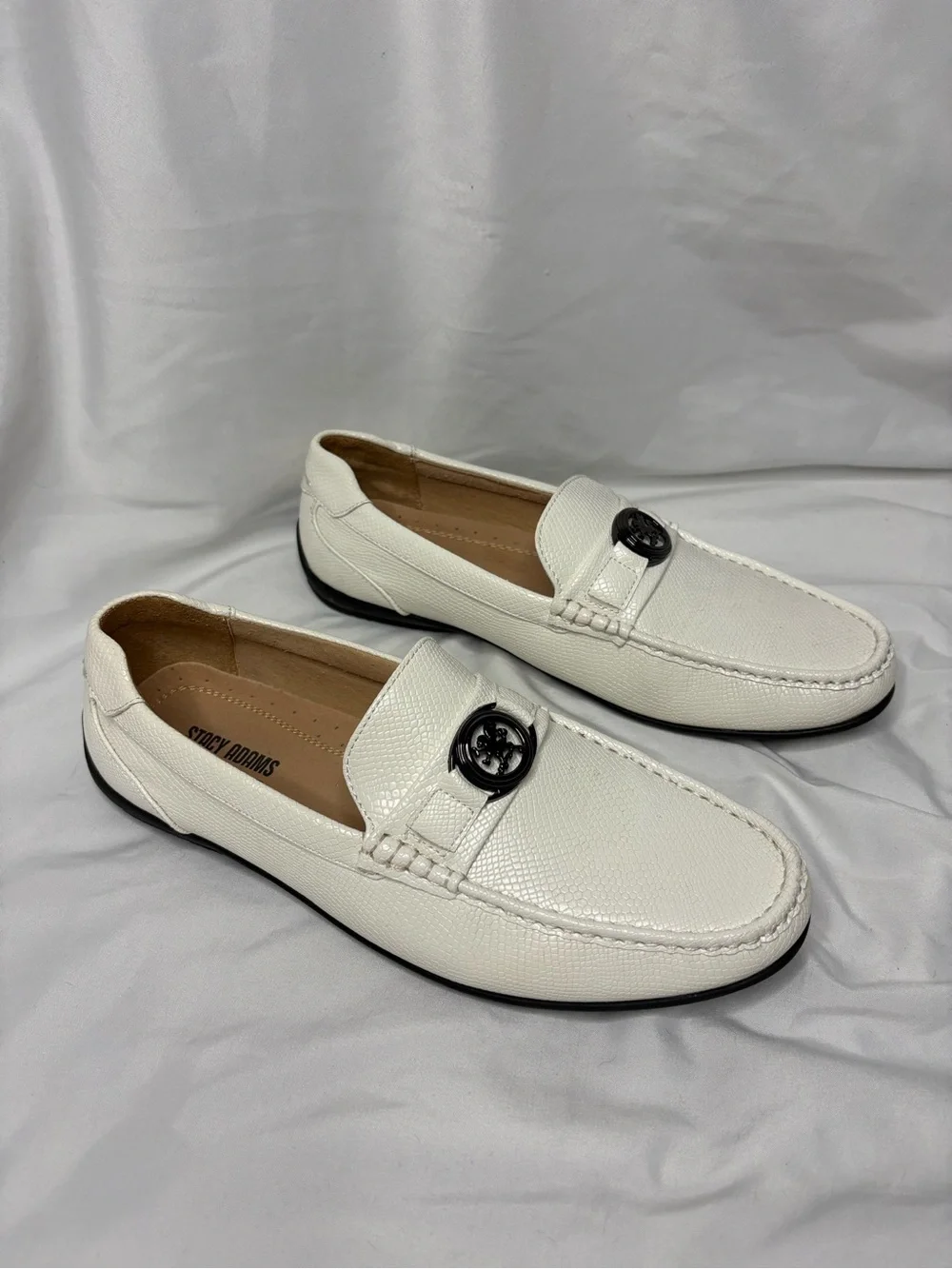 Stacy Adams White Leather Slip-On Penny Loafers with Silver Accent